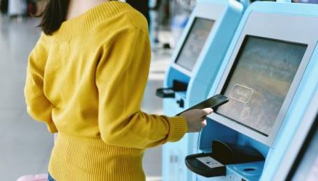 Industrial Panel PC for outdoor self-service KIOSK application